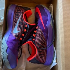 Nike Zoom Run the One